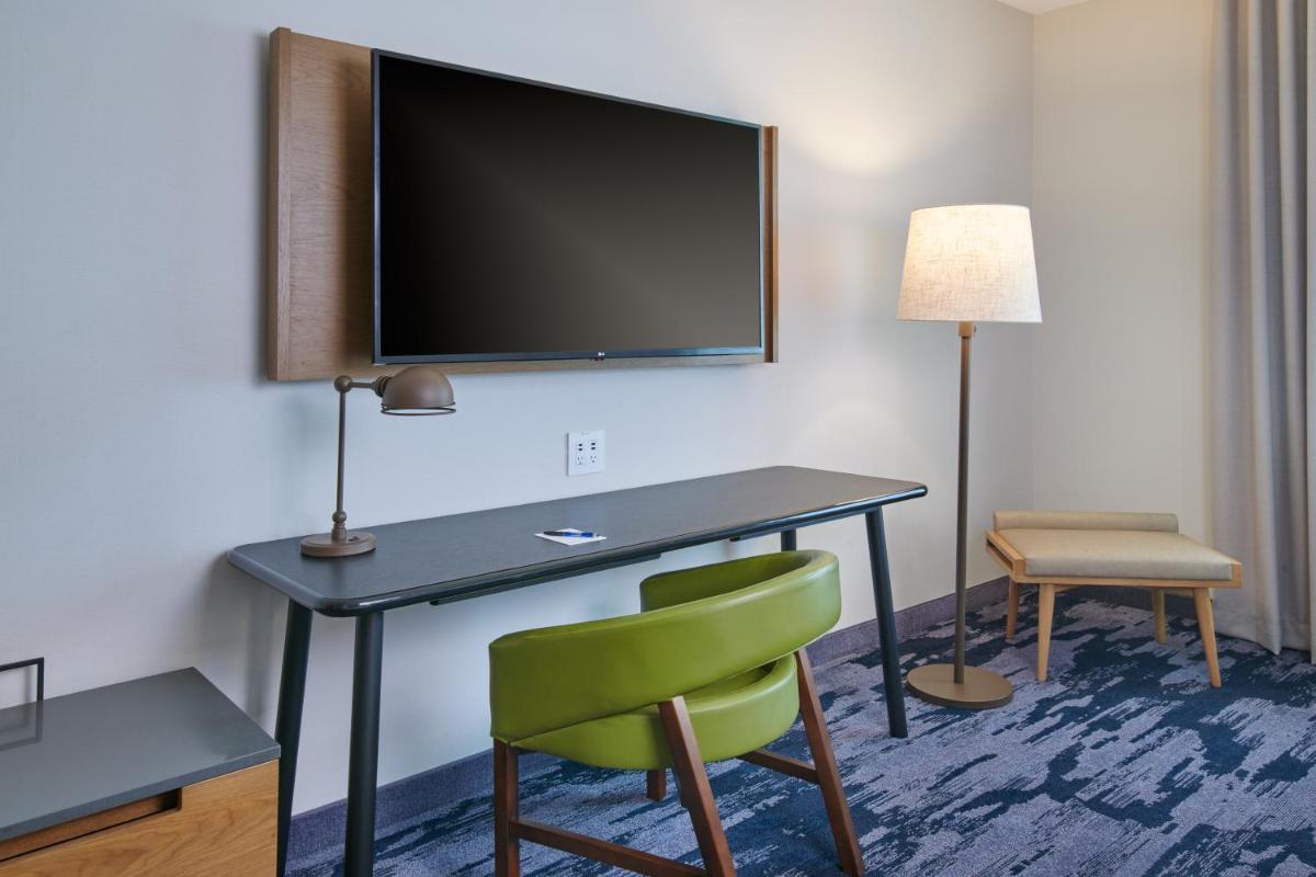 Fairfield Inn & Suites by Marriott Chicago O'Hare - Housity