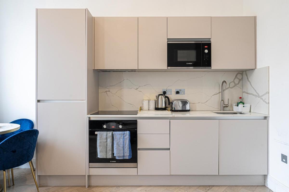 Modern Apartments Near Harrods and the Science Museum - Housity