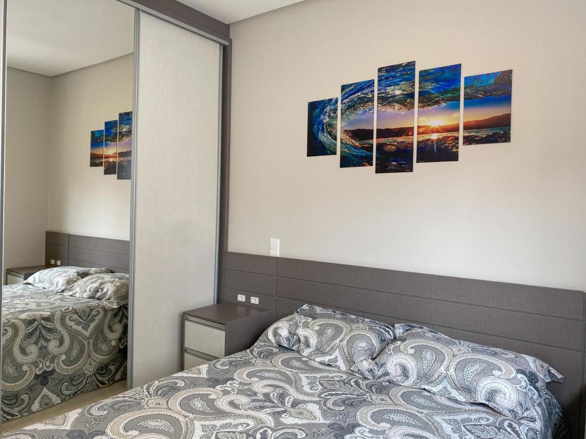 Suitetrails - Apartamento encantador com piscina na Praia de Palmas Governador Celso Ramos
