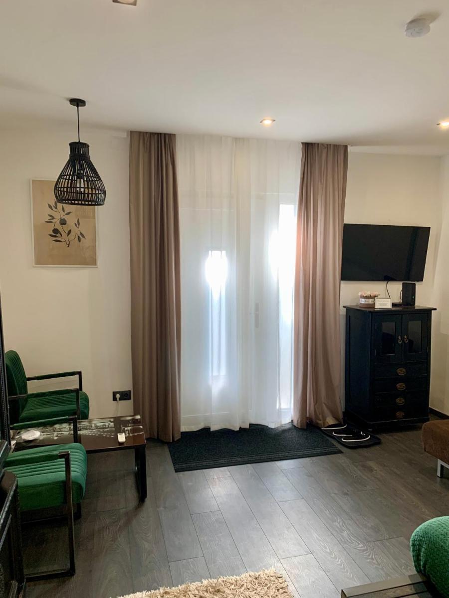 Dimora Apartman - Housity