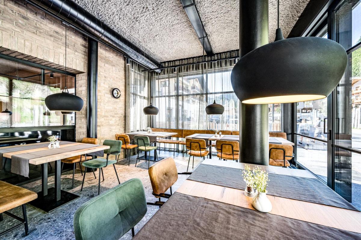 Hotel Bäckelar Wirt Superior - Housity