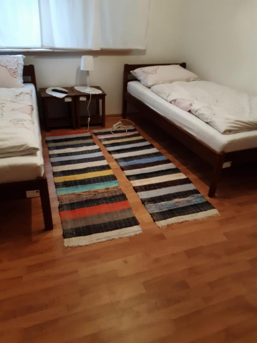 Etno Ana - Housity