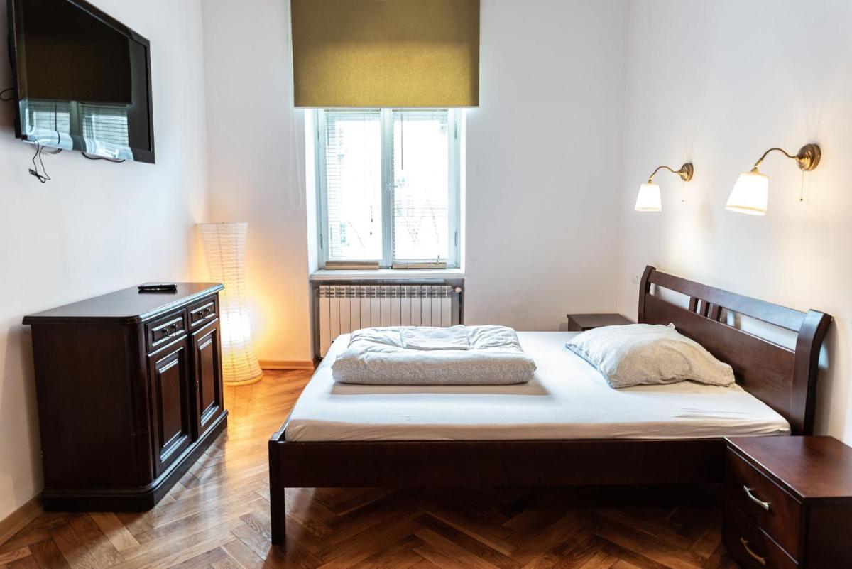 Apartament Cafe Belg - Housity