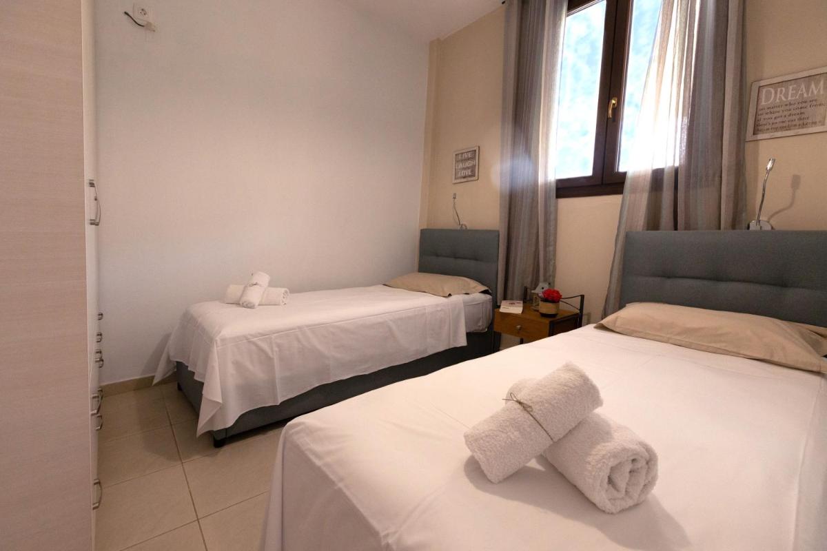 Elaionas Studios - Housity