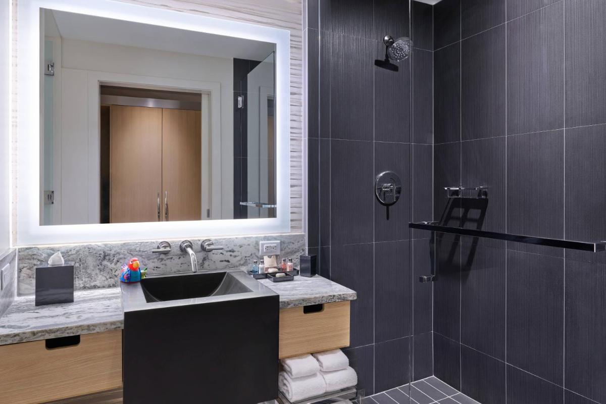 Art Ovation Hotel, Autograph Collection - Hizvo