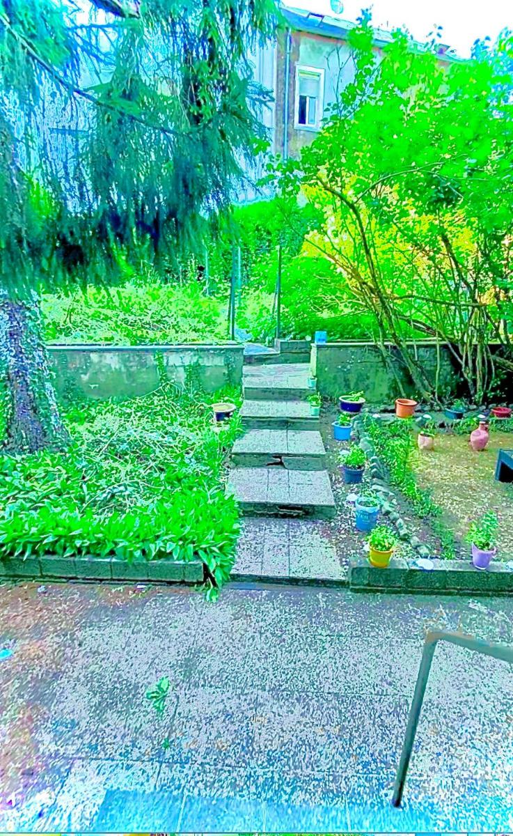 Suitetrails - Luxembourg Rooms & Gardens - Differdange Center