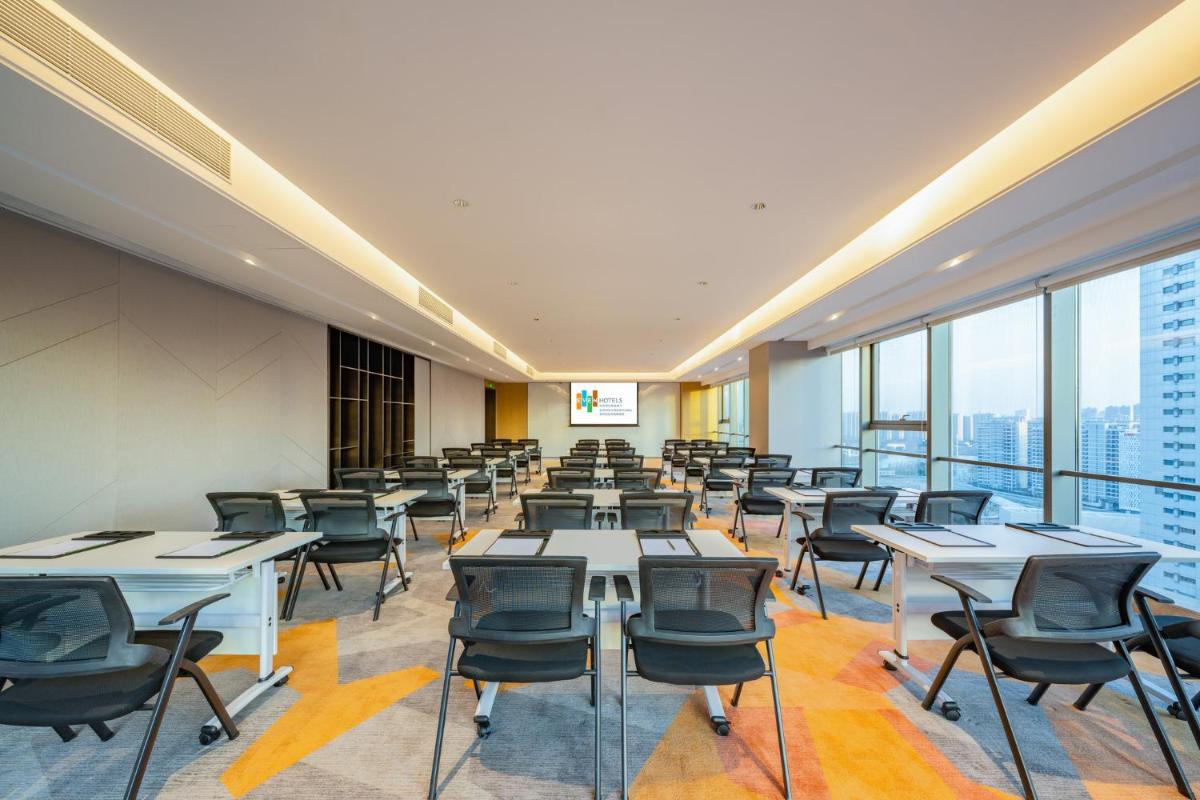 Suitetrails - EVEN Suzhou Grand Canal, an IHG Hotel