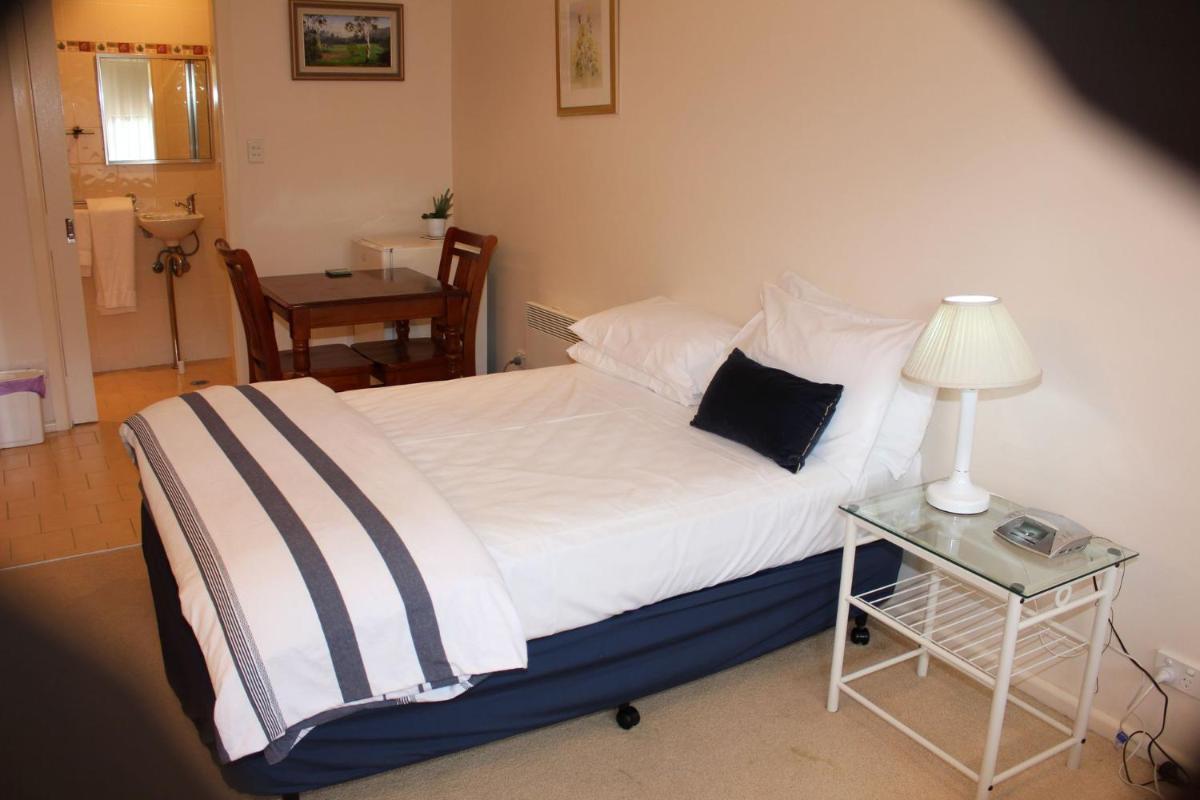 Leura Fairways East - Housity