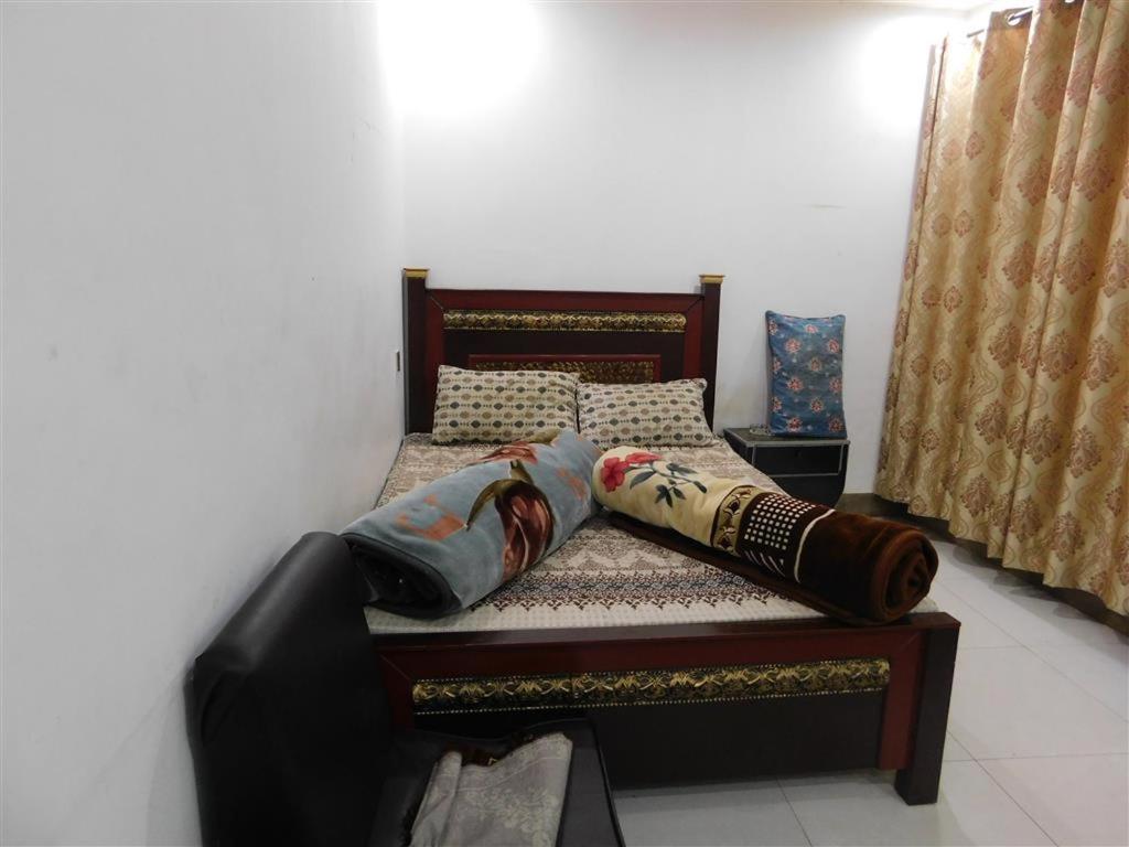 New Balakot Hotel - Housity