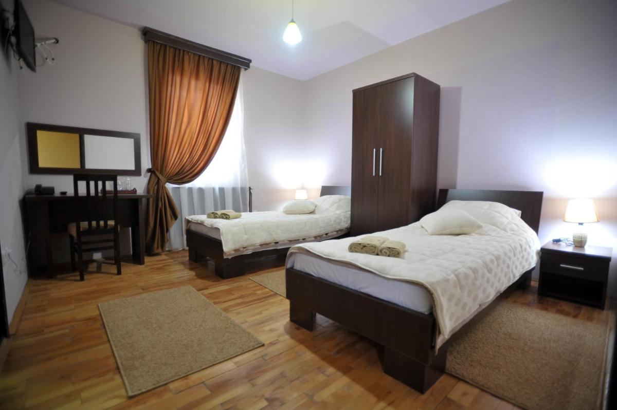 Garni Hotel City - Housity