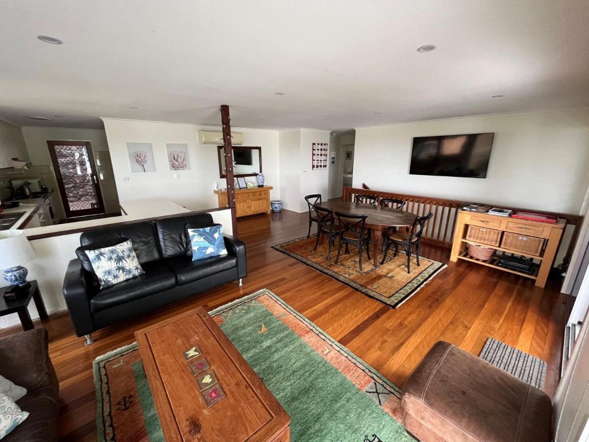 32 Barra Crescent - Housity