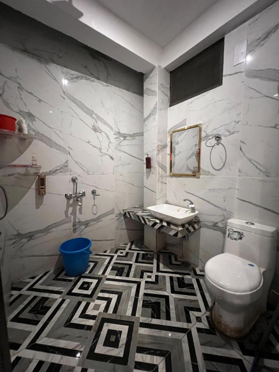 Shanti Cafe & Hostels - Housity