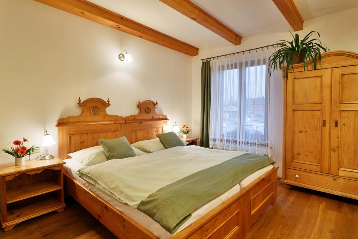 Penzion U Kriveho psa - Housity