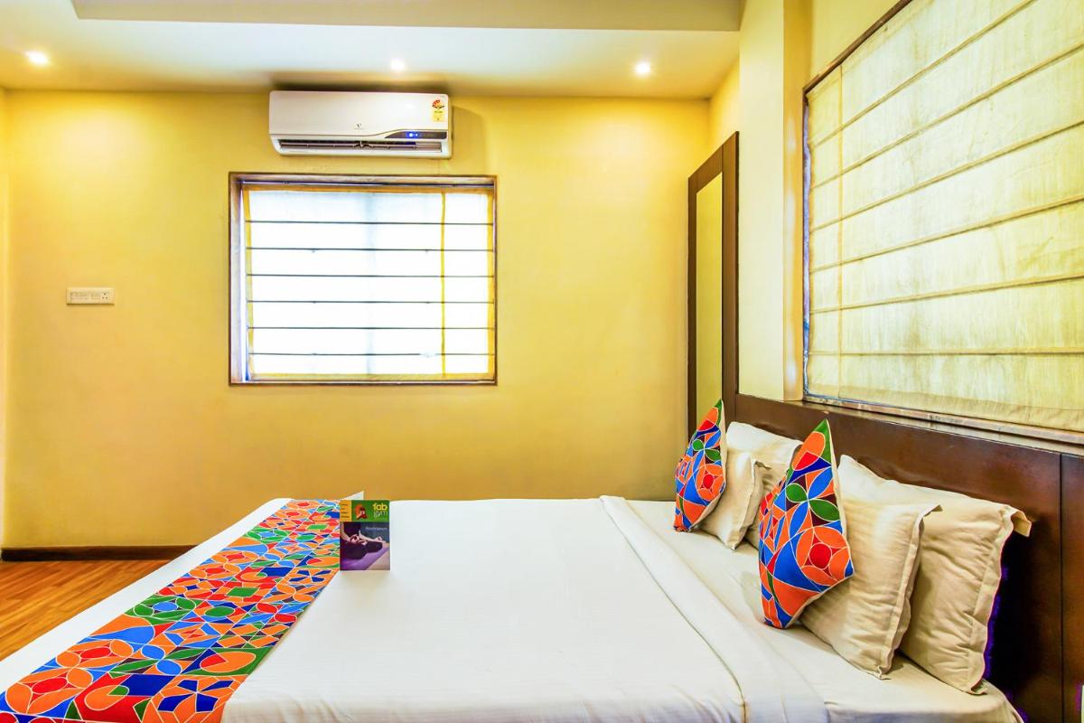 FabHotel Loharkar 54 - Housity