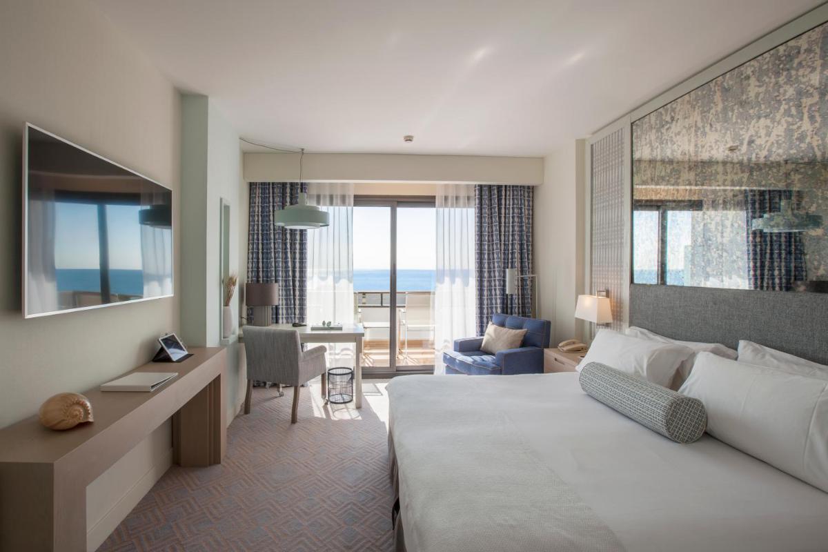 Cama o camas de una habitación en Eurostars Sitges