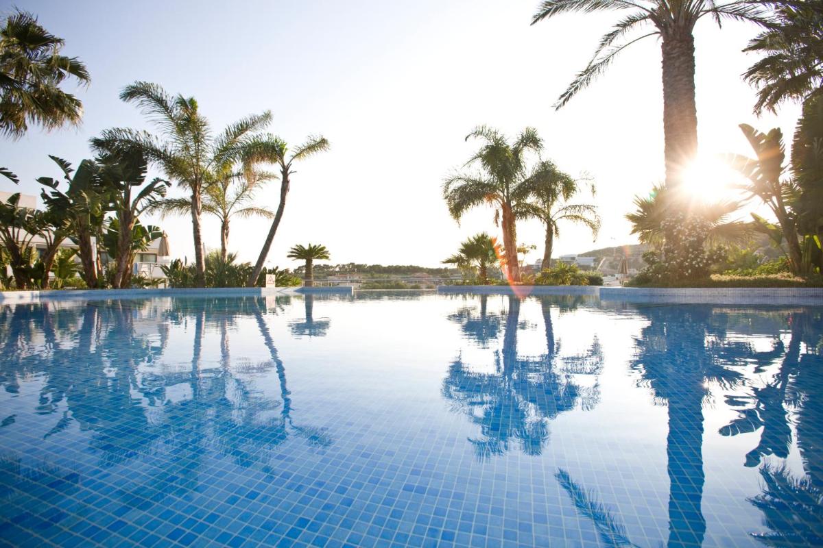 Piscina en o cerca de Eurostars Sitges