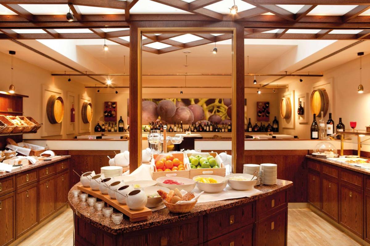 Vienna House by Wyndham Thüringer Hof Eisenach - Housity