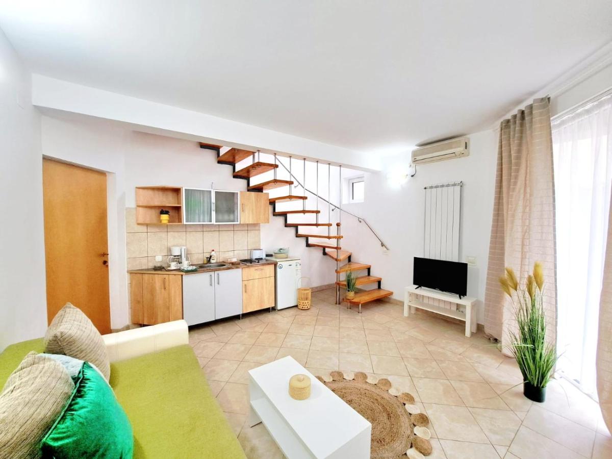 Taboo Duplex Apartments - Housity