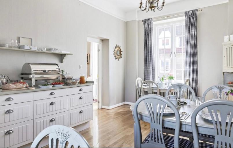 Köpmansgården Bed & Breakfast - Housity