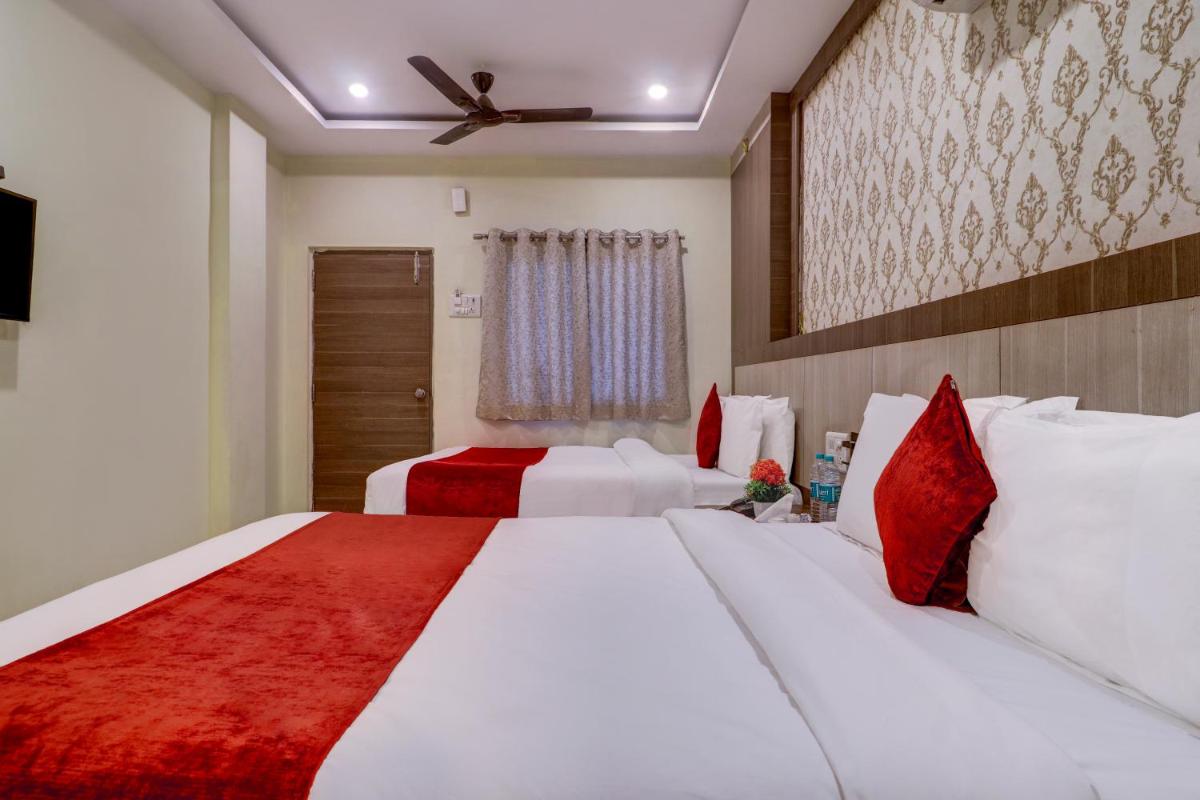 Hotel Rainbow Tree - Housity