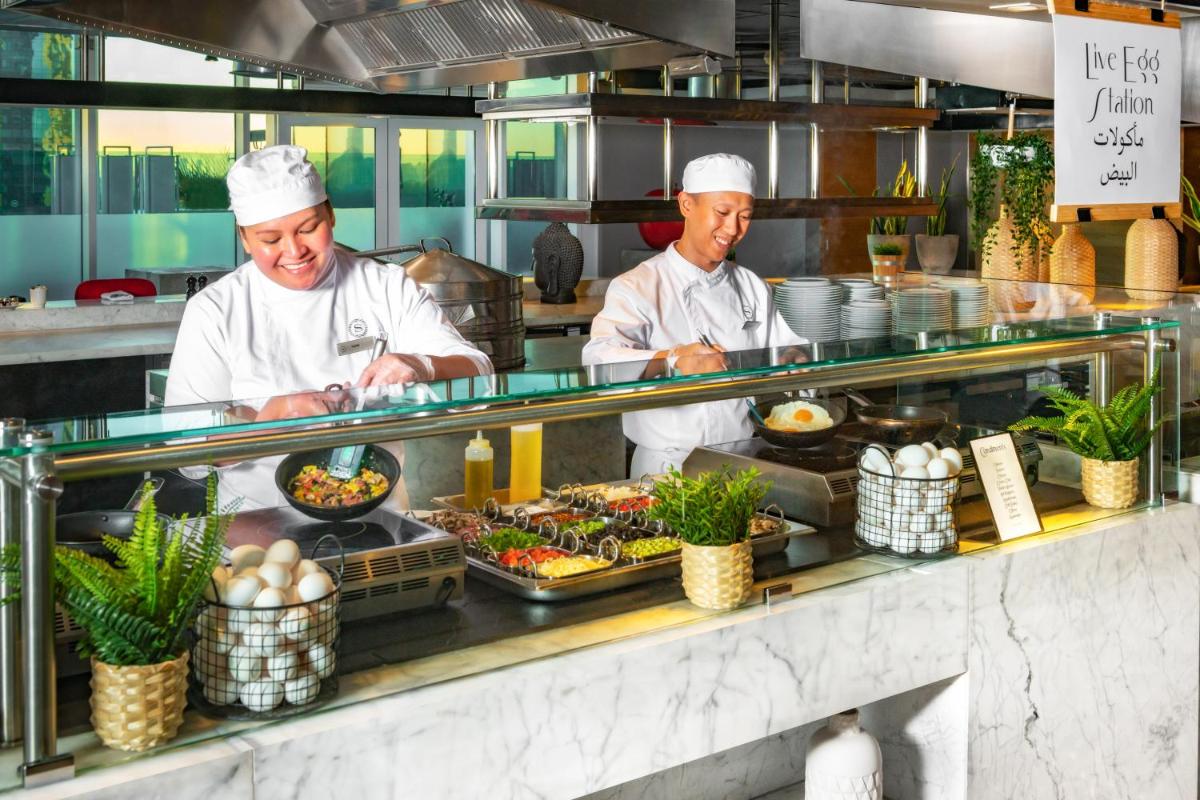 Suitetrails - Sheraton Grand Hotel, Dubai