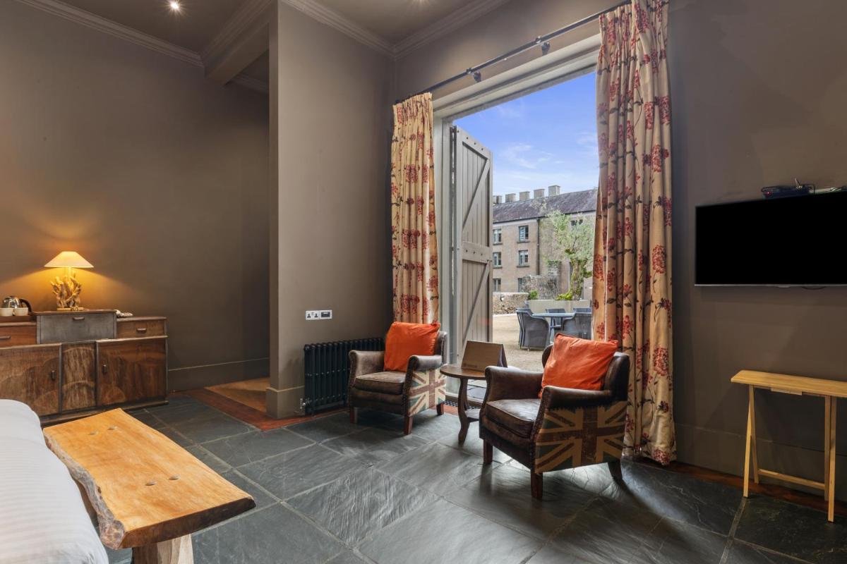 Slebech Park Estate - Housity