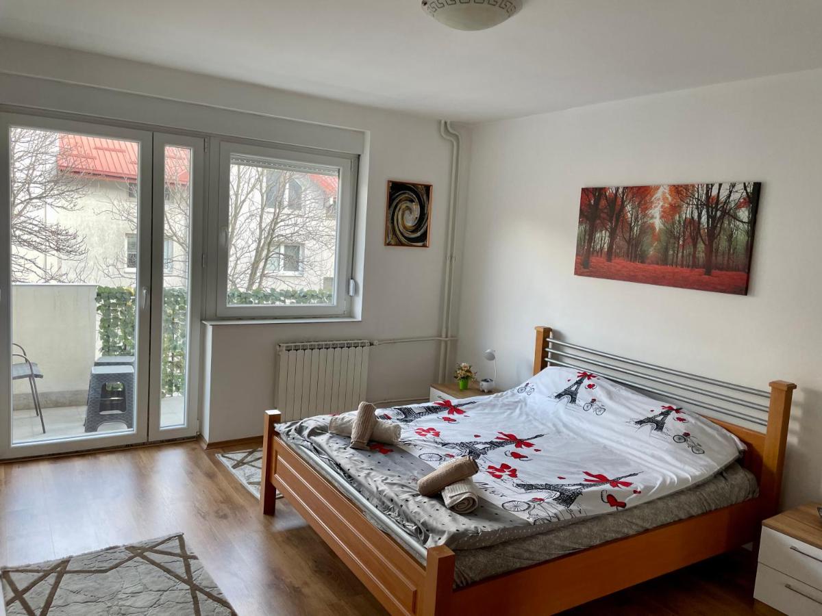 Suitetrails - Luxury City Center Apartment