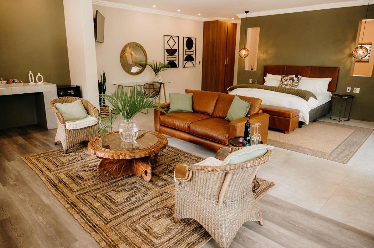 Bambuu Lakeside Lodge - Housity