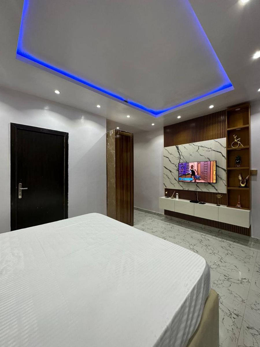 Metrosky Apartments - Housity