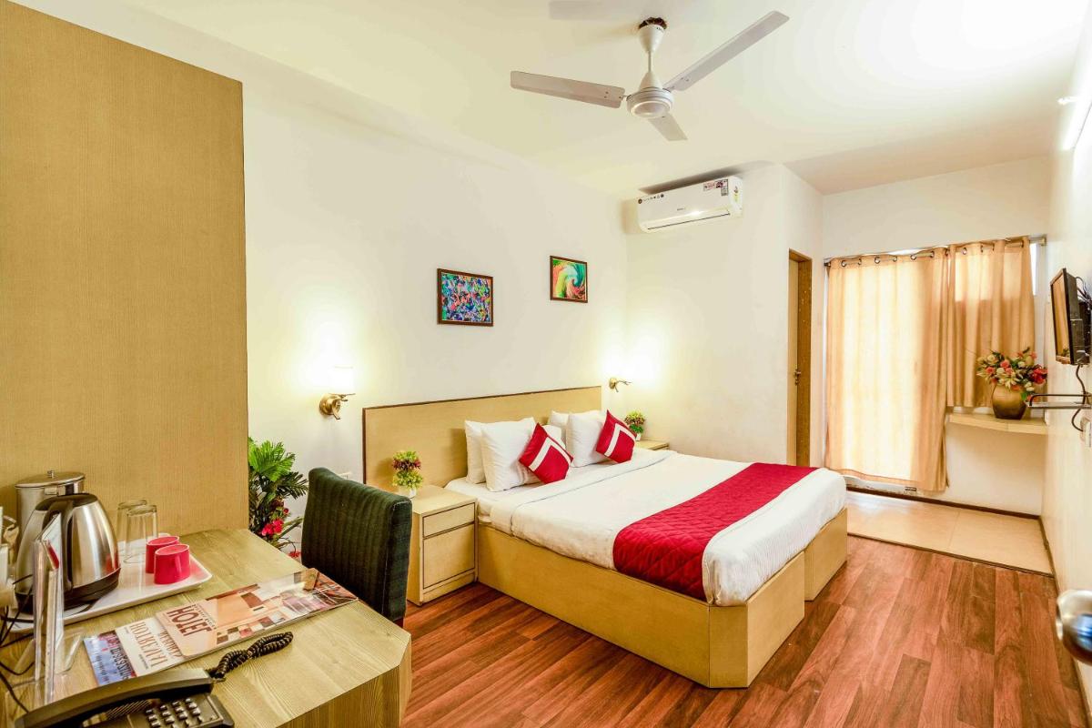 Hotel Sai Lotus - Housity