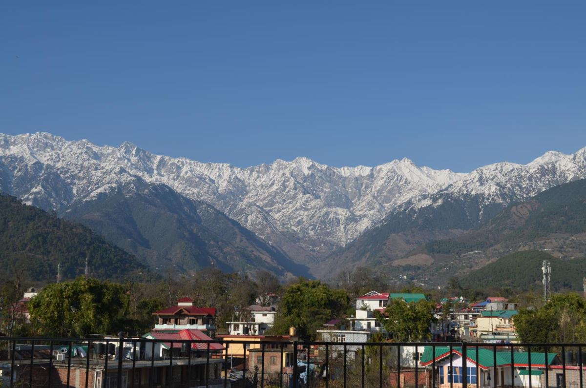 HIMALAYA INN - Housity