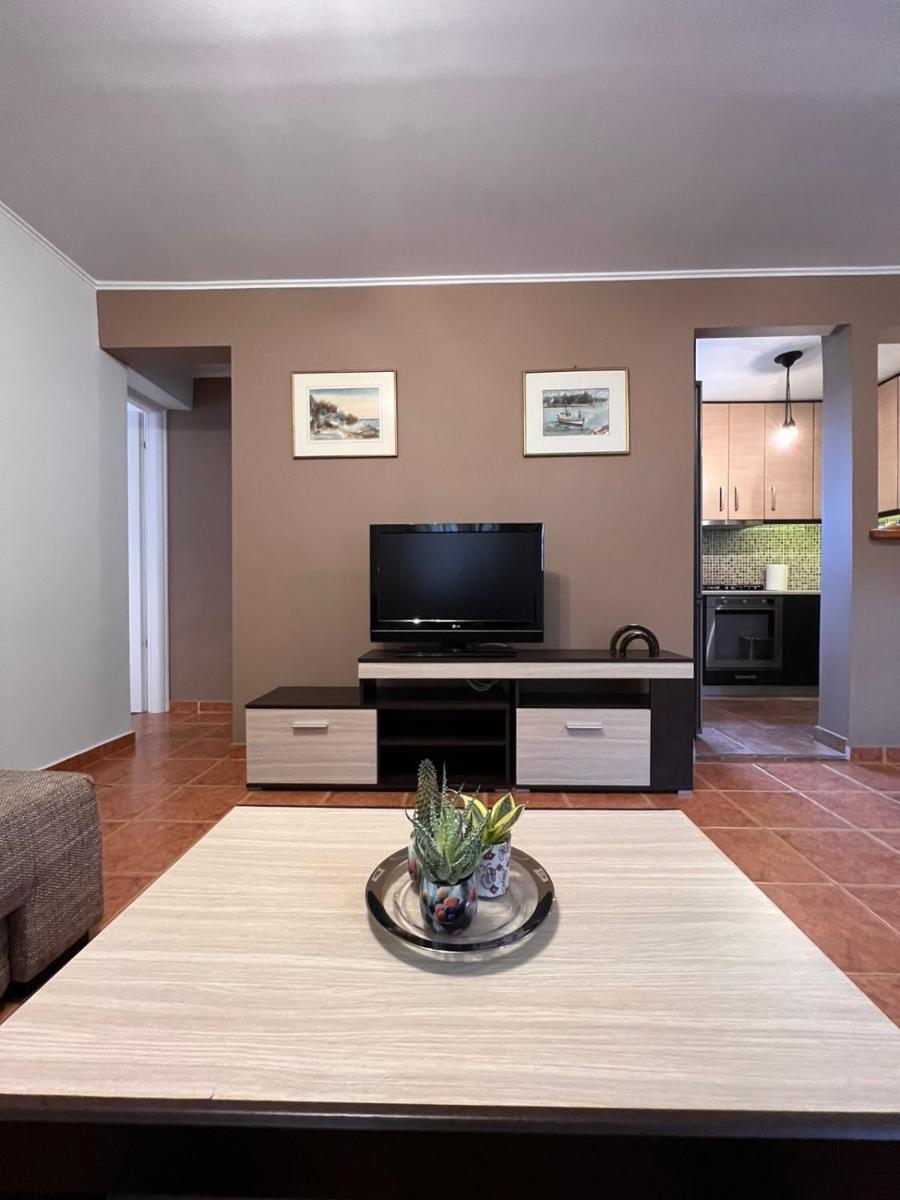 Avli Cottage - Housity