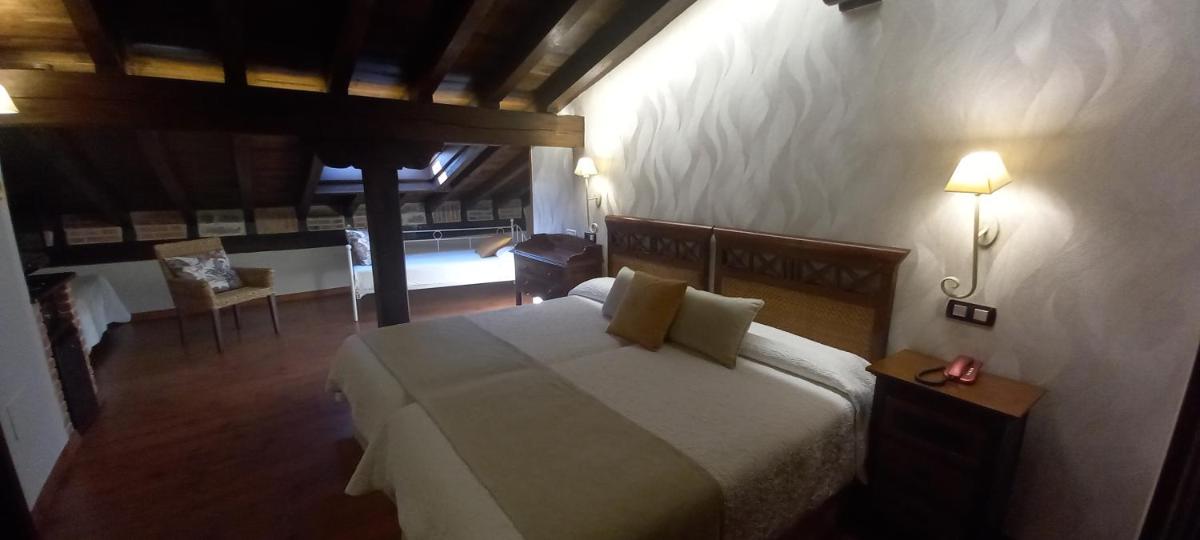 La Casona de Revolgo - Housity