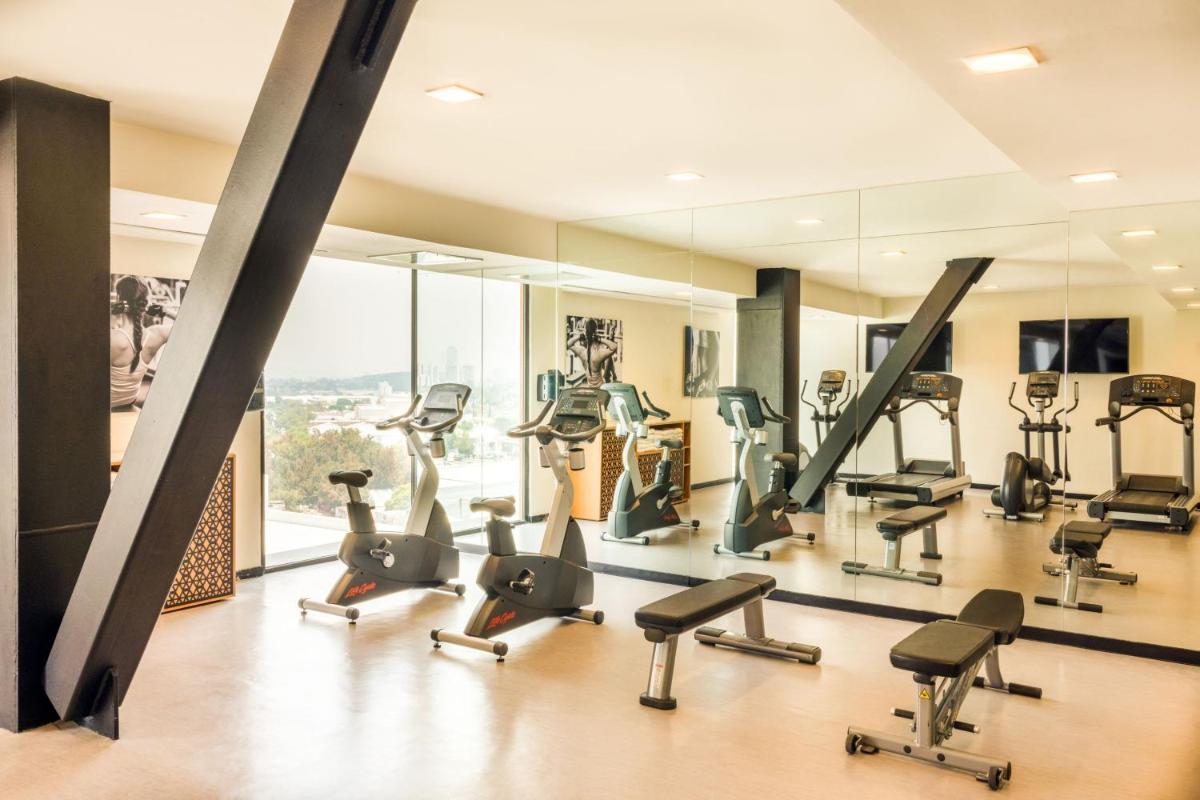Courtyard by Marriott Mexico City Vallejo - Housity