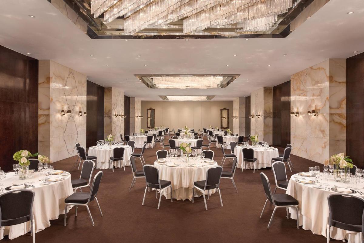 Uma área de estar em Sheraton Lisboa Hotel & Spa
