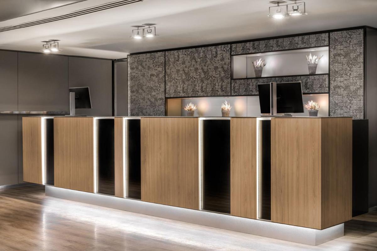 AC Hotel Córdoba by Marriott - Housity