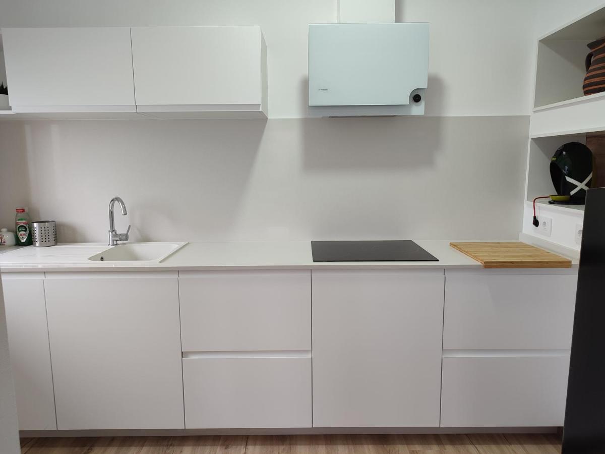 Albergue da Costa - Housity