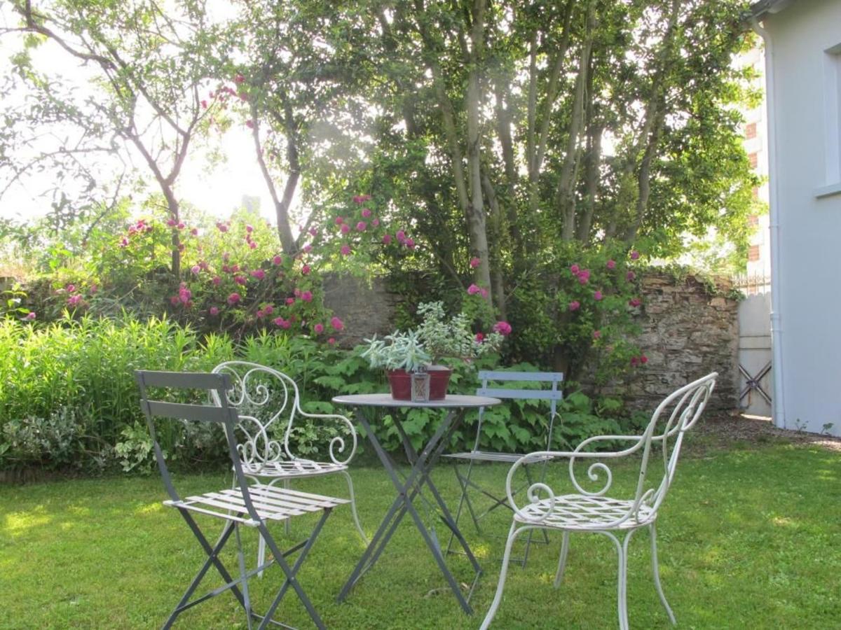Maison de Charme avec Jardin, Vélos et Jeux pour Enfants à Bouvron - FR-1-306-838 - Housity
