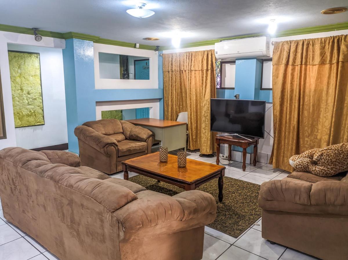 Suitetrails - Hotel Fuente de Paz Managua