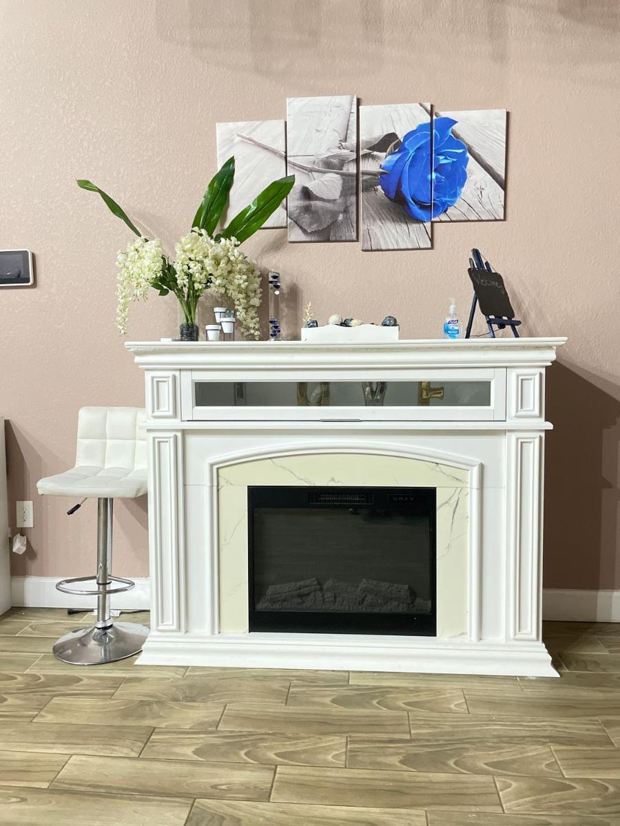 The Blue Oasis Home Complimentary Breakfast Bar! - Housity