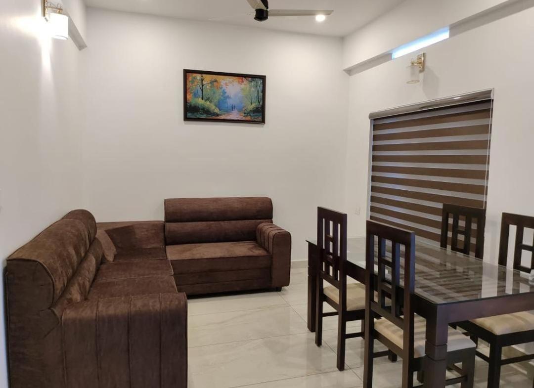 Suitetrails - Hima sailam