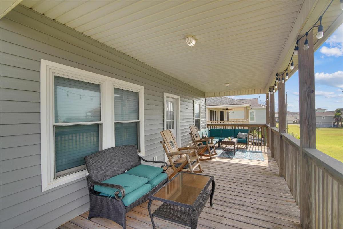 Sunset Retreat - Housity