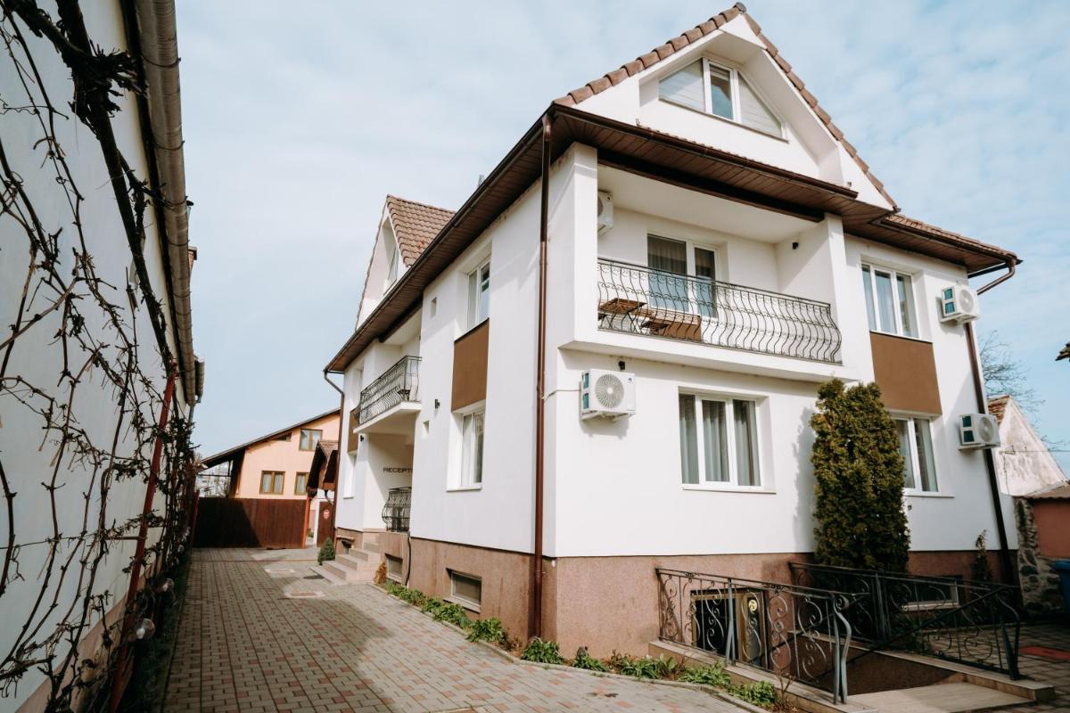 Vila Anca - Housity
