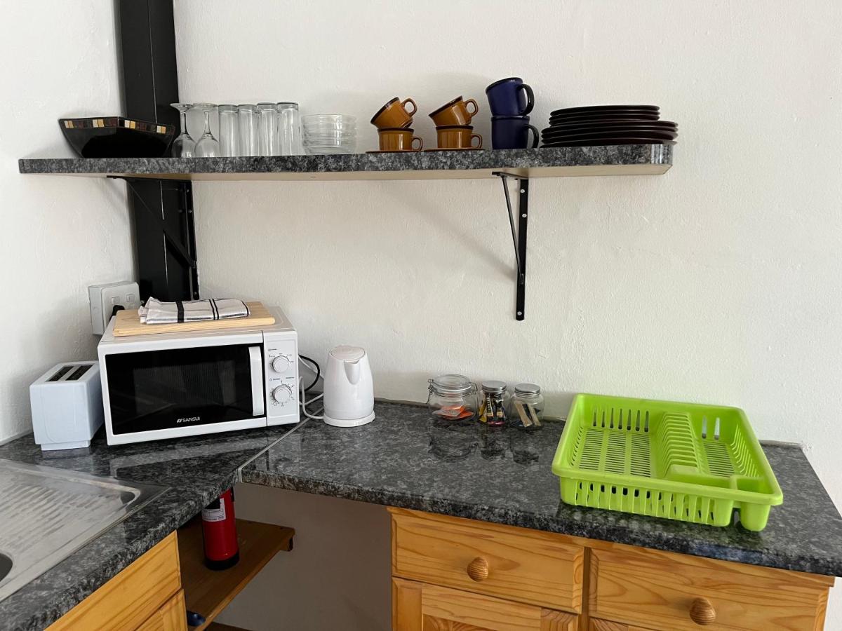 Firefly Budget Friendly Guest House - Housity