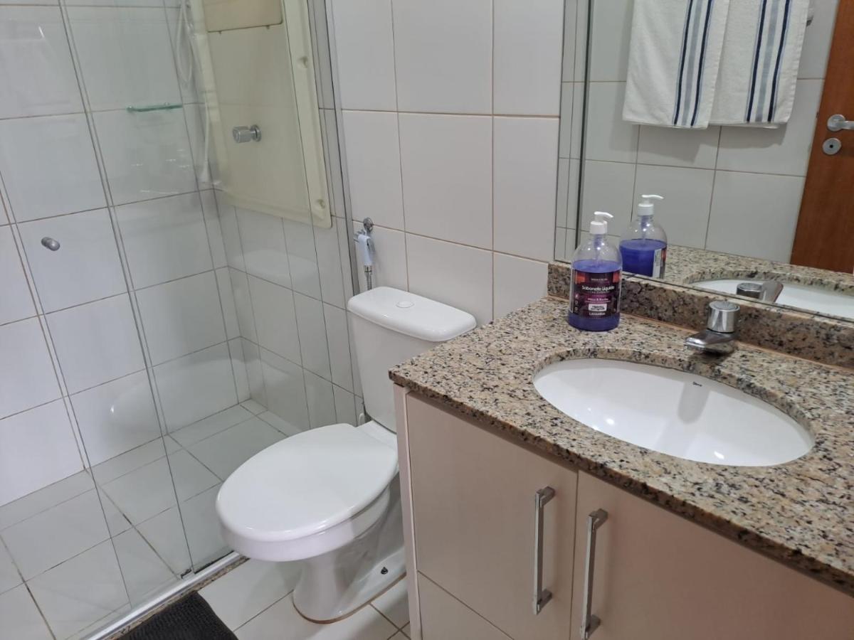 Life Resort Flat - Torre F - Beira do lago - Housity