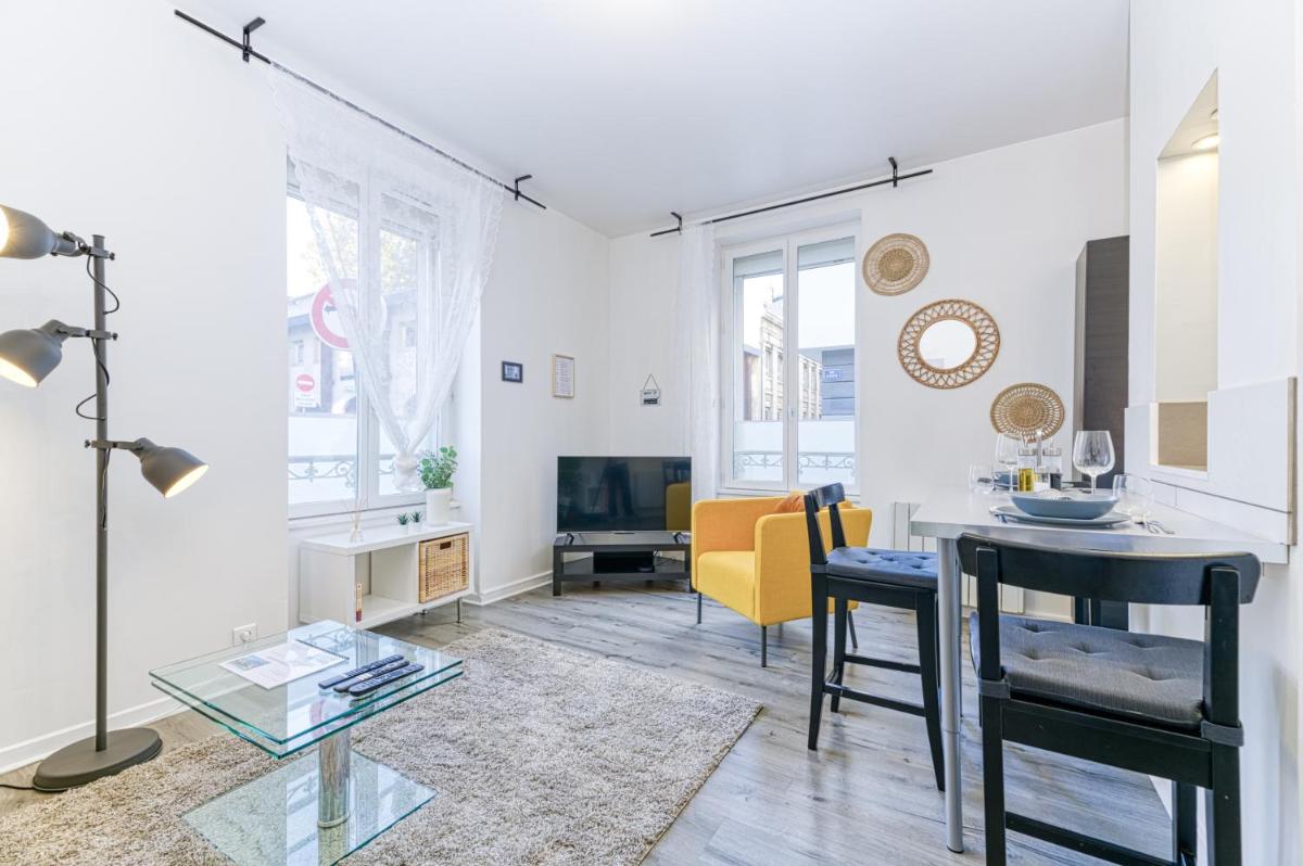 BOSS Gare Confort Netflix Climatisation Portable Cours Jean Jaurès & Marché Local - Housity