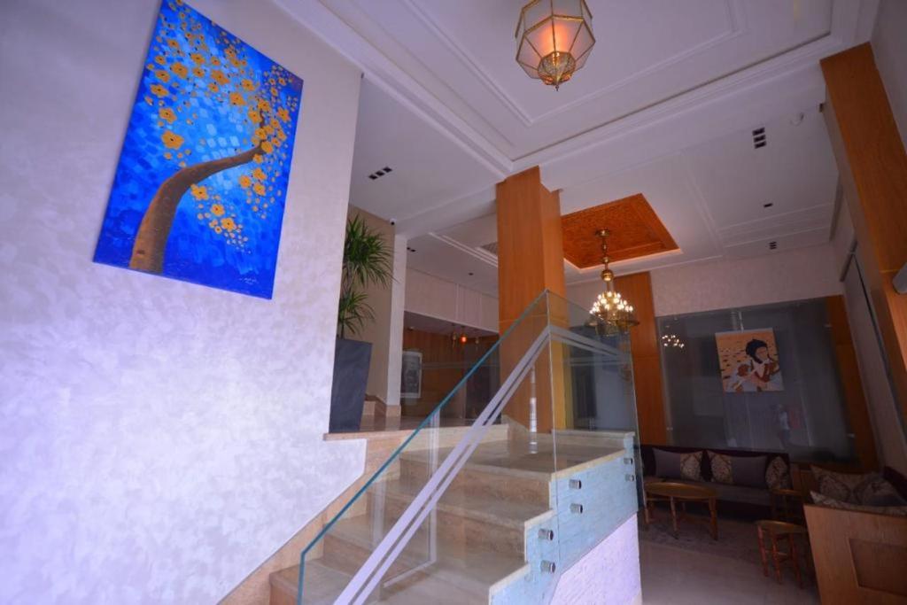 RESIDENCE CENTROSUIT - Housity
