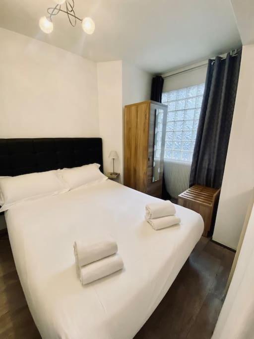 Nouveau : hyper centre de vichy T1 Bis charmant - Housity