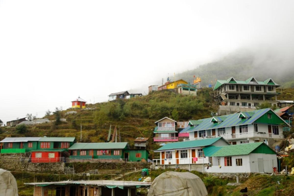Hill Homestay, Zuluk - Housity