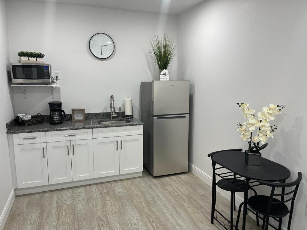 Incredible comfortable apartments near the airport and beaches - Housity